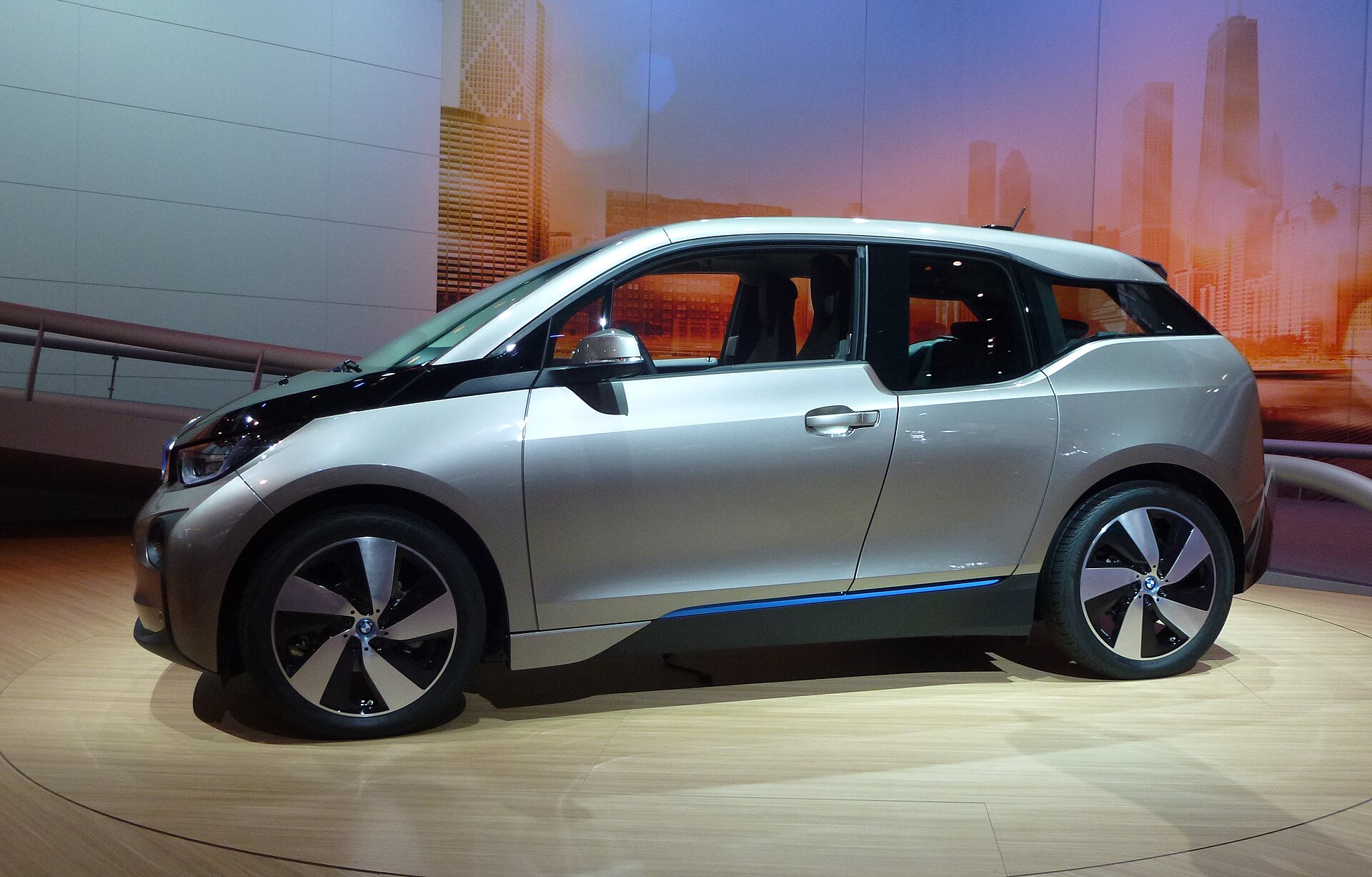 BMW i3 electric hatchback, side profile